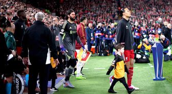 UEFA Şampiyonlar Ligi: Liverpool: 1 Galatasaray: 0 (İlk yarı)