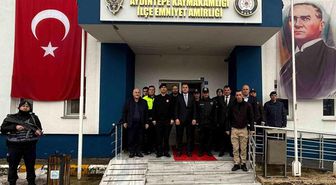 Aydıntepe'de vatandaşların ve görev başındaki personelin bayramı kutlandı