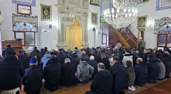 Bandırma'da 72 yıllık gelenek cami içinde sürdürüldü