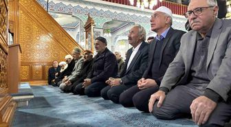 Bingöl'de bayram namazı kılındı