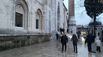 Bursa'da, bayram namazı 626 yıllık Ulu Cami'de kılındı