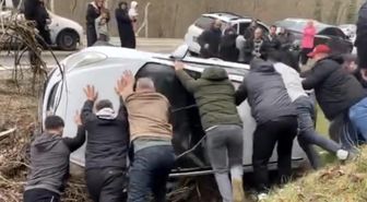Bursa'da feci kaza: Araç takla attı
