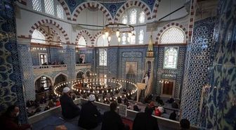 İSTANBUL, ANKARA, İZMİR CUMA NAMAZI kaçta kılınacak, ezan kaçta okunacak? Cuma namazı nasıl kılınır, kaç dakika sürer, kaç rekat?
