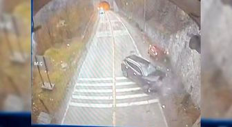 Karabük'teki feci kaza güvenlik kamerasına yansıdı
