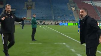 Maçın bitiş düdüğünü duyan Arda Turan kendinden geçti