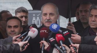 Numan Kurtulmuş bayram namazını Ayasofya Camii'nde kıldı