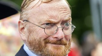 Rus Milletvekili Milonov'dan yurt dışında tatil yasağı önerisi