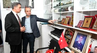 Şehit ailesine bayram ziyareti