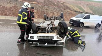 Siirt'te iki otomobil çarpıştı: 2 yaralı
