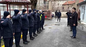 Tomarza'da güvenlik güçleriyle bayramlaşma ziyareti