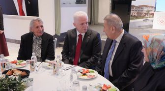 Vali Gül'den Darülaceze'ye bayram ziyareti