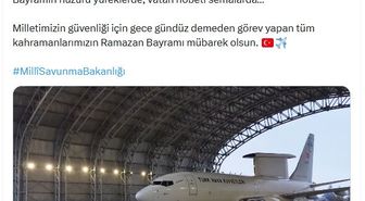 TSK'ya ait Barış Kartalı Havadan İhbar ve Kontrol Uçağı bayramlaşmanın ardından havalandı