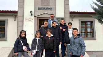 Güzelhisar Mahallesi muhtarından anlamlı bayram buluşması