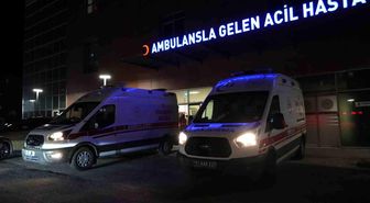 Niğde'de kontrolden çıkan otomobil elektrik direğine çarptı: 1 ölü, 1 yaralı