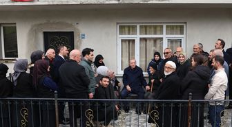 Cumhurbaşkanı Erdoğan Rize'de Komşularıyla Bayramlaştı