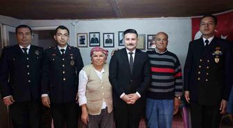 Gökçeada Kaymakamı Acar'dan Gazi ailesine bayram ziyareti