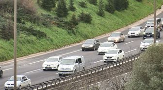 Ramazan Bayramı'nın son gününde TEM'in Kocaeli geçişinde yoğunluk