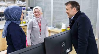 Vali Sözer Ramazan Bayramı'nın son günü hastane ve huzurevi ziyaretinde bulundu
