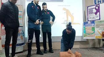 Buharkent'te ilk yardım ve sağlıklı yaşam eğitimleri verildi