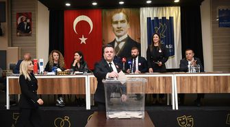 Kuşadası Belediyesi Başkan Vekili Tahsin Demirtaş oldu