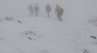 Manisa'da kayıp dağcı için arama çalışması devam ediyor