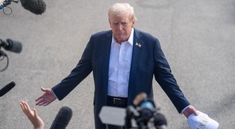 Trump: 'İran da anlaşma yapmak istiyor, bugün muhtemelen telefonla görüşeceğiz'