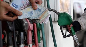 Akaryakıta çifte zam! Motorin fiyatı 80 lirayı geçti