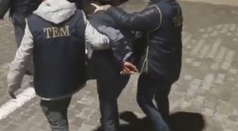 Diyarbakır'da Nevruz etkinliğinde terör örgütü pankartı açan 6 şüpheli gözaltına alındı