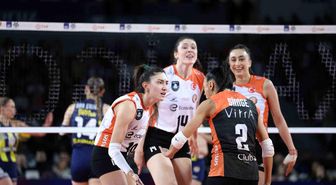 Eczacıbaşı Dynavit, Kupa Voley'de adını finale yazdırdı