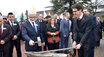 Bolu'da nevruz coşkusu: Ateş yakıldı, demir dövüldü