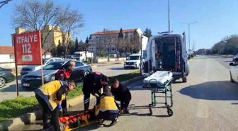 Edirne'de kırmızı ışıkta geçen yayaya araç çarptı