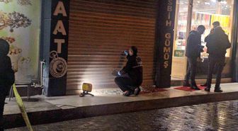 Elazığ'da iş yerine silahlı saldırı: Vitrine 9 kurşun isabet etti