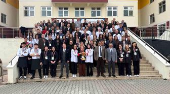 Eskişehirli genç şefler mutfakta devleşti: Kırşehir'den madalyalarla döndüler