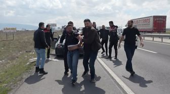 Kaçarken otomobiliyle 2 araca çarpan sürücü, 30 kilometrelik takiple yakalandı