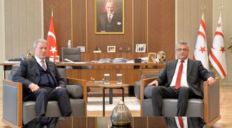 KKTC Cumhurbaşkanı Erhürman, TBMM Milli Savunma Komisyonu Başkanı Akar'ı kabul etti