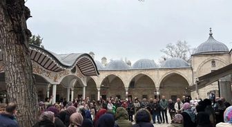 Lüleburgaz'da umre yolcuları dualarla uğurlandı