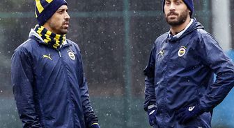 Fenerbahçe İrfan Can Kahveci ile yollarını ayırıyor