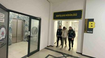 İçinde altın bulunan çelik kasayı çaldı, polis evinde yakaladı