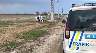 Karaman'da otomobil devrildi: Araçtaki 5 kişi kazayı burnu bile kanamadan atlattı