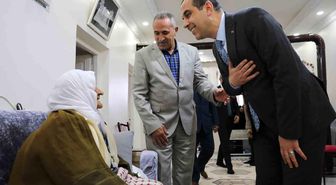 Vali Taşolar'dan yaşlılara 'Sizi seviyorum' mesajı