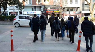 Bilecik'te yaya geçitlerinde duba düzenlemesi
