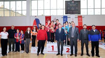 Niğde'de floor curlıng heyecanı yaşandı