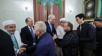 TBMM Başkanı Kurtulmuş, Bükreş Merkez Camii'ni ziyaret etti