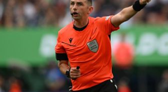 Türkiye maçını Michael Oliver yönetecek