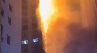 Çin'de yüksek katlı binada yangın: 3 ölü, 23 yaralı