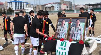 Öldürülen futbolcu Kubilay Kaan Kundakçı, yeşil sahada anıldı