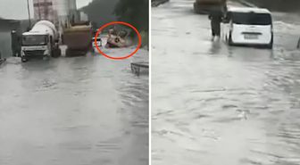 Kemerburgaz yolu göle döndü, koca kamyon sulara kapıldı