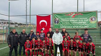 Karşıyaka'da Gökhan Şensan adına düzenlenen turnuva ilgi gördü