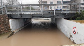 Körfez'de Alt Geçit Yağmur Suyu ile Doldu