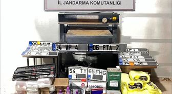 Sakarya'da sahte plaka operasyonu: 3 şüpheli gözaltına alındı